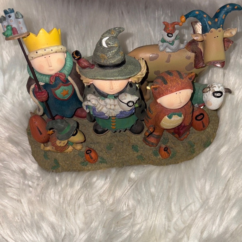 Trick or treat Figurine Set with Colorful Characters